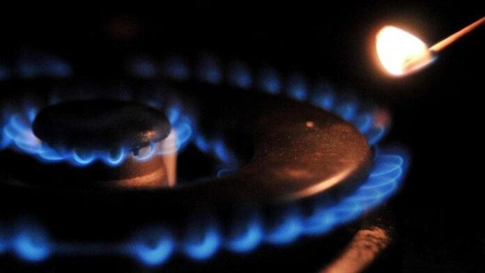 Come affrontare gli aumenti dei prezzi di luce e gas in autunno: strategie efficaci